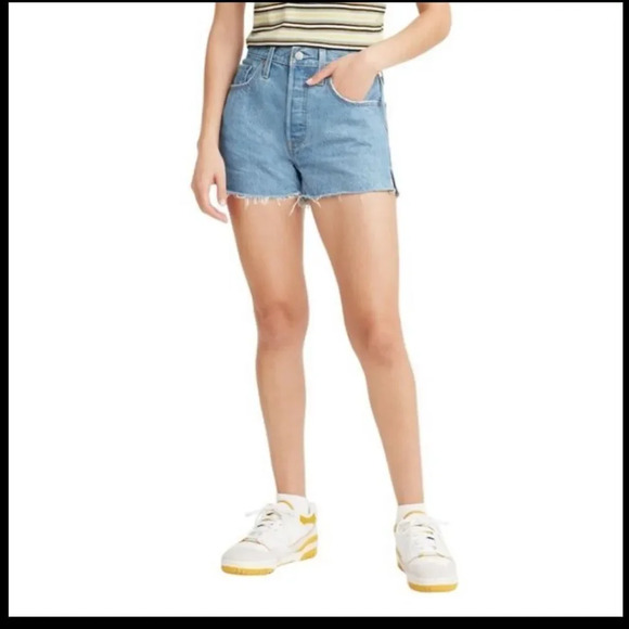 Levi's 501® Original Cutoff Denim Shorts Ojai Light Stone Size 33 - Picture 8 of 8